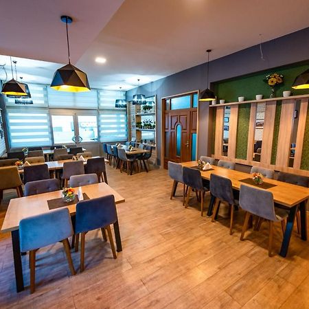 Hotel Oasis Gnojnice Dış mekan fotoğraf