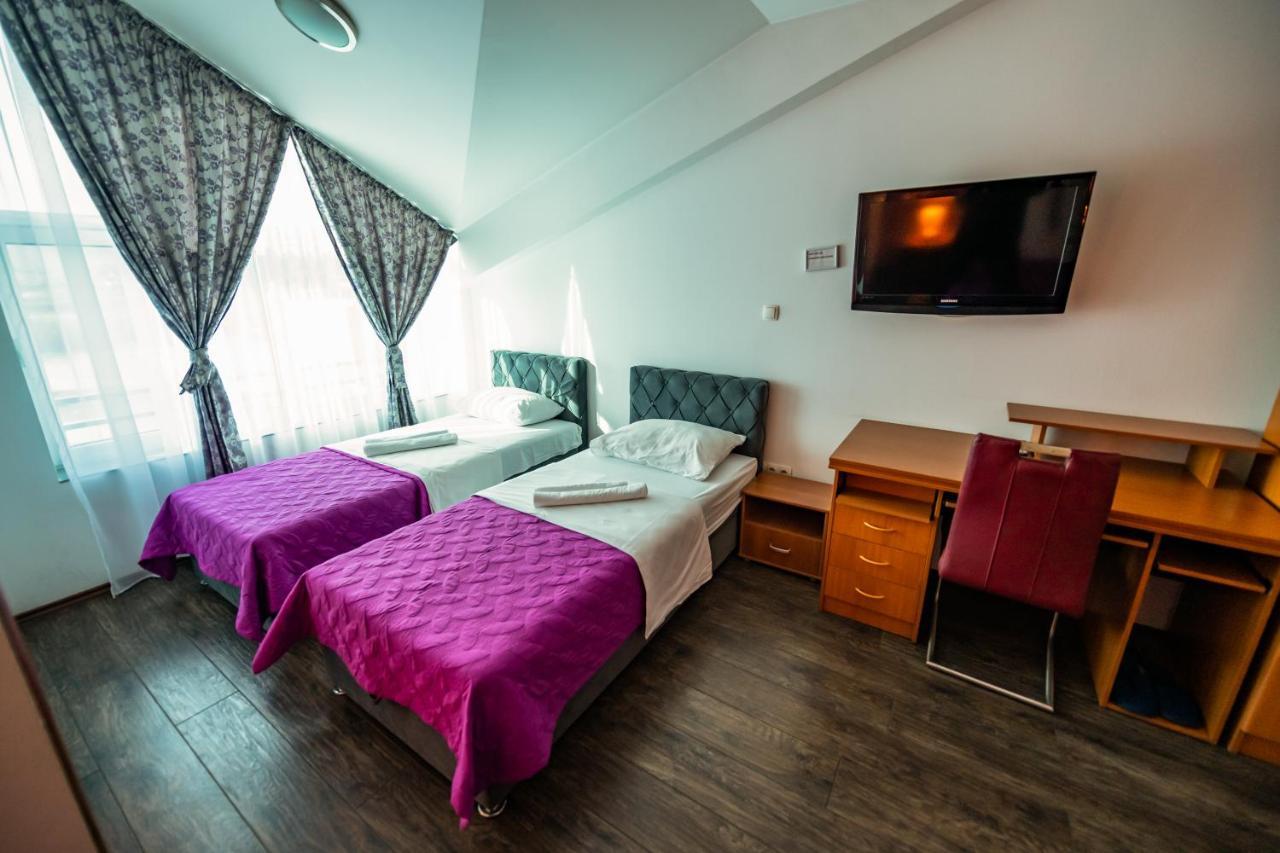 Hotel Oasis Gnojnice Dış mekan fotoğraf