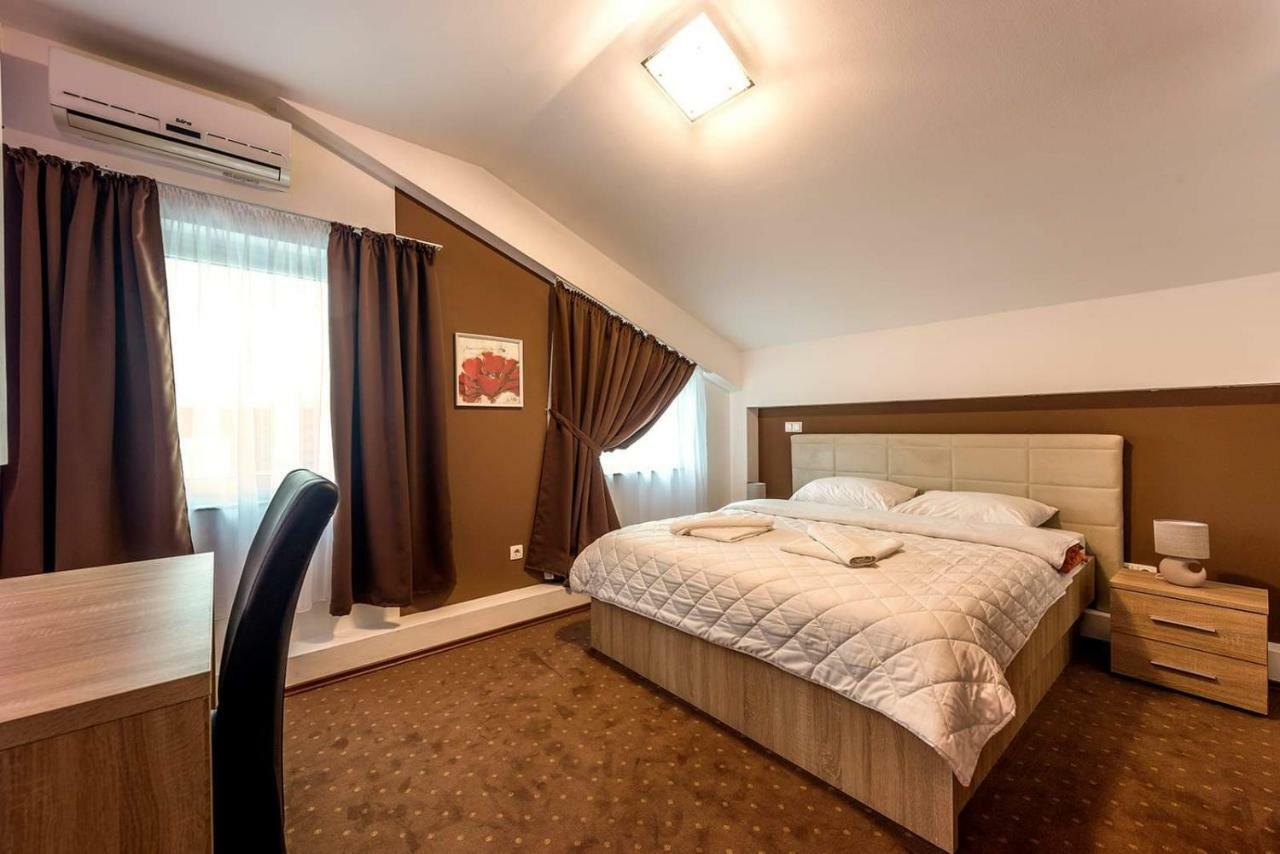 Hotel Oasis Gnojnice Dış mekan fotoğraf