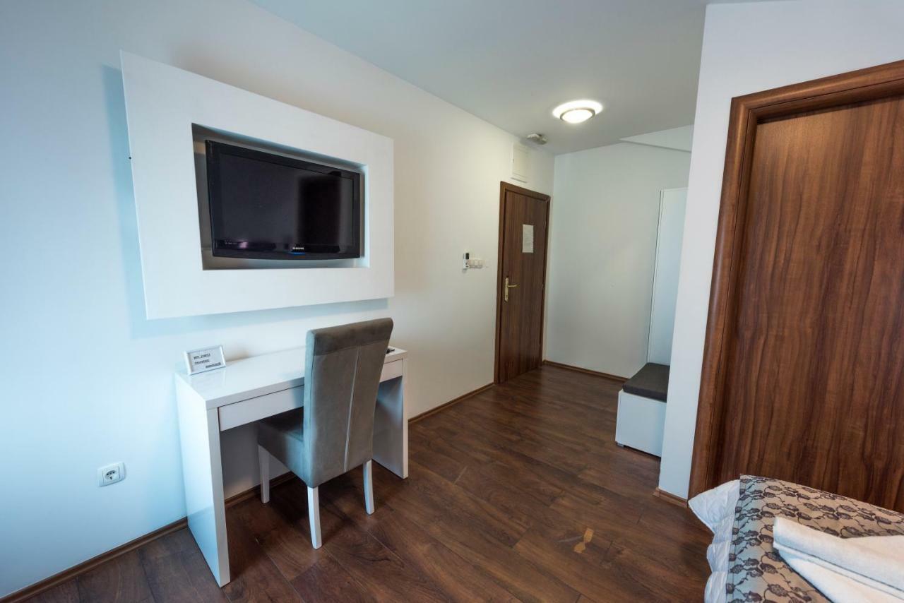 Hotel Oasis Gnojnice Dış mekan fotoğraf