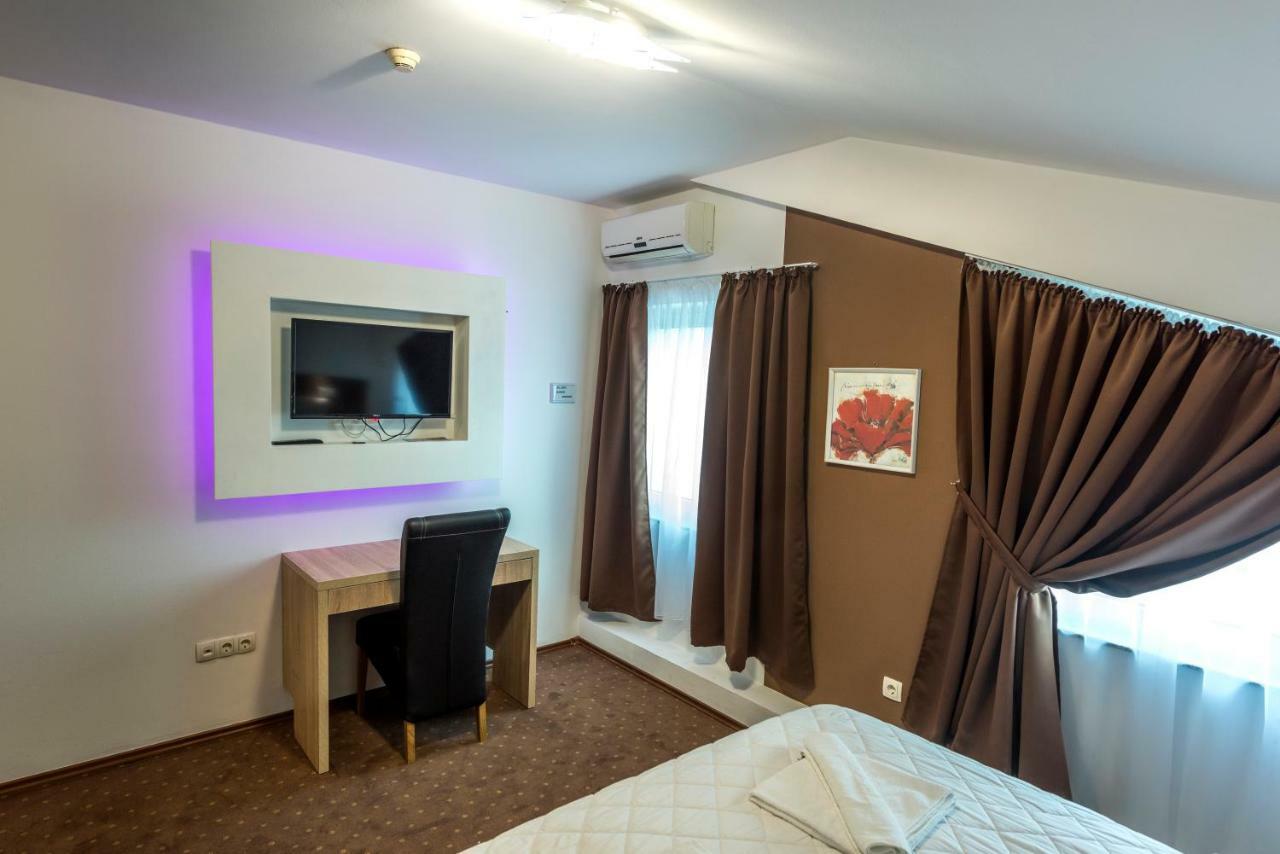 Hotel Oasis Gnojnice Dış mekan fotoğraf